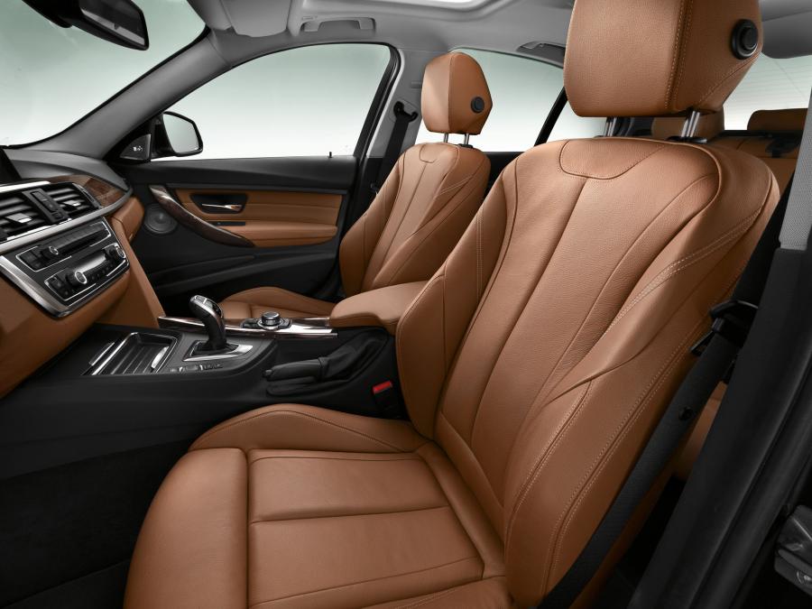 BMW 328i Sedan Luxury Line 2012 года  (фото 11 из 20)
